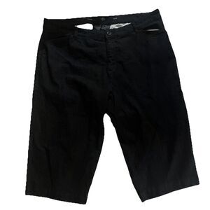 St. John’s Bay Women’s Capri Jeans Stretch Denim Dark Wash Size 22W